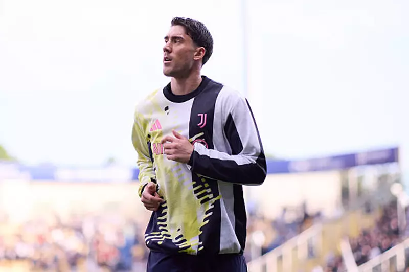 دوسان فلاهوفيتش مهاجم يوفنتوس